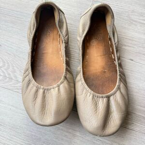 Tieks Taupe classic leather ballet flat Size 8